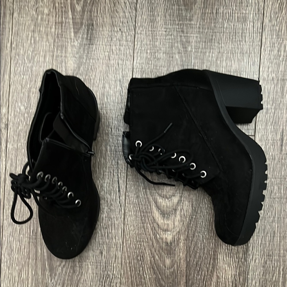 Tilly's Black Lace Up Boots Rugged Tactical Design